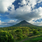 Costa Rica abre totalmente sus fronteras aéreas al turismo desde noviembre
