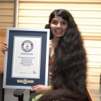 Nilanshi Patel, la Rapunzel de 18 años cuya larga cabellera le ha hecho merecedora de un récord mundial Guinnes