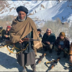 Los talibán atacan tres capitales provinciales de Afganistán