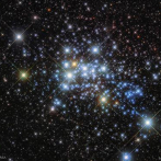 La mayoría de estrellas aisladas son expulsadas por sus cúmulos
