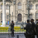La mortal represión acaba con el débil y breve mandato de Merino en Perú