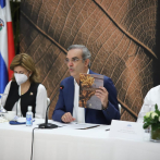 Presidente Abinader busca declarar tabaco como patrimonio cultural de RD