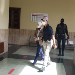 Hermano de Danilo Medina fue trasladado esposado desde la PGR al Palacio de Justicia