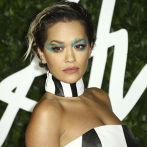 Rita Ora se disculpa por celebrar cumpleaños en pandemia