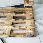 DNCD decomisa 15 láminas de cocaína incrustadas en paletas de madera