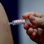 Mujer de Alaska tiene reacción alérgica a vacuna de COVID