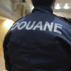 Nueve pasajeros de un jet privado llegan a Francia sin papeles