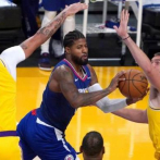 Paul George anota 33 puntos y los Clippers arruinan entrega de anillos a los Lakers