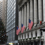 Wall Street cierra al alza en vísperas de Navidad