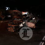 Se incendia vehículo en Miraflores; ocupantes resultan ilesos
