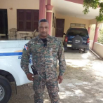 Video: Teniente del Ejército se encuentra cartera con RD$14,750 y US$20 y la devuelve a su dueño