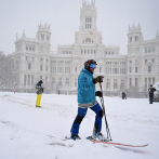 Una gran nevada colapsa Madrid y causa dos muertos en España