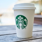 Presidente chino pide a exjefe de Starbucks que ayude a mejorar las relaciones con EEUU