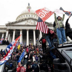 Detienen a excandidato republicano por participación en asalto al Capitolio