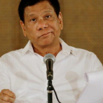 Presidente de Filipinas pide ser vacunado en una nalga ante reclamo de que se le administre dosis en público