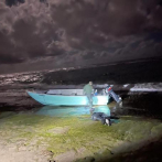 Rescatan a 5 personas que quedaron varados en islote al oeste de Puerto Rico