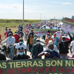Cañeros marchan contra desalojo a pequeños productores; exigen el ingenio Barahona lo administre una cooperativa