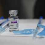 UE sufre retraso en entrega de vacunas AstraZeneca, recomendada por la OMS pese a temores sanitarios