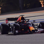 Max Verstappen domina día de pruebas en Baréin
