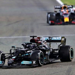 Lewis Hamilton conquista el Gran Premio de Baréin en la Fórmula Uno