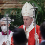 El Vaticano castiga a dos obispos por encubrir abusos sexuales en Polonia
