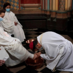 Notre-Dame celebra el lavatorio del Jueves Santo sin público y en obras
