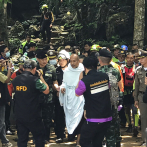 Tailandia: rescatan monje budista atrapado en cueva anegada