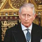 El príncipe Carlos rinde tributo a la figura 