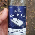Empresa de bebida alcohólica “Kapicúa” solicita a las autoridades dar con los responsables de la falsificación de su producto