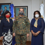Ministro de Defensa recibe comitiva del Colegio Dominicano de Periodistas