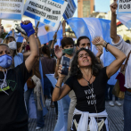 Protestan en Buenos Aires contra nuevas restricciones sanitarias