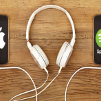 Después de Spotify, Apple se abre a tendencia de podcasts por suscripción paga