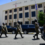 Militares custodian alrededores del Palacio de Justicia donde se conoce coerción por caso Coral