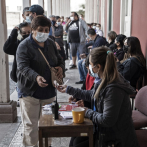 Chile vacuna a personas de 35 a 45 años con la Sinovac