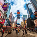 Nueva York levantará este mes la mayoría de restricciones de aforo por covid