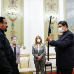 Steven Seagal visita al presidente venezolano Nicolás Maduro