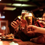 Un año menos de esperanza de vida por el consumo excesivo de alcohol, según la OCDE