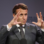 Macron reconoce en Ruanda 