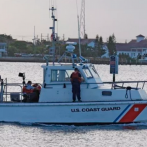 EEUU arresta a 11 inmigrantes que llegaron en una embarcación a Florida