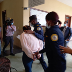 Tribunal impone arresto domiciliario a acusada de estafar a familia Rosario