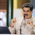 Maduro exige que el diálogo con la oposición sea público y con prensa