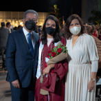 Leonel y Margarita aparecen juntos en la graduación de su hija