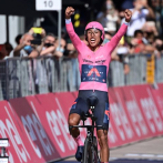 El colombiano Egan Bernal, vencedor del Giro de Italia, contrajo el coronavirus