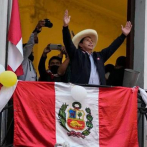 Castillo mantiene 71,000 votos de ventaja y se acerca a la victoria en Perú