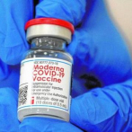 Moderna pide autorización en EEUU de vacuna anticovid para adolescentes
