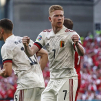 Bélgica vence a Dinamarca, rinden homenaje a Eriksen