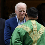 Biden visita iglesia luego de que obispos le desafiaran por apoyo al aborto