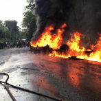Una persona muerta tras incendiarse camión de combustible en autopista Duarte