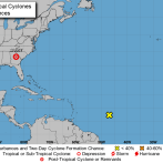 Tormenta tropical Danny toca tierra en la costa de Carolina del Sur, en EEUU