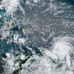 Tormenta tropical Elsa deja fuertes lluvias en su paso cercano por Jamaica